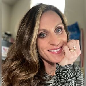 Meet your Posher, Stacey